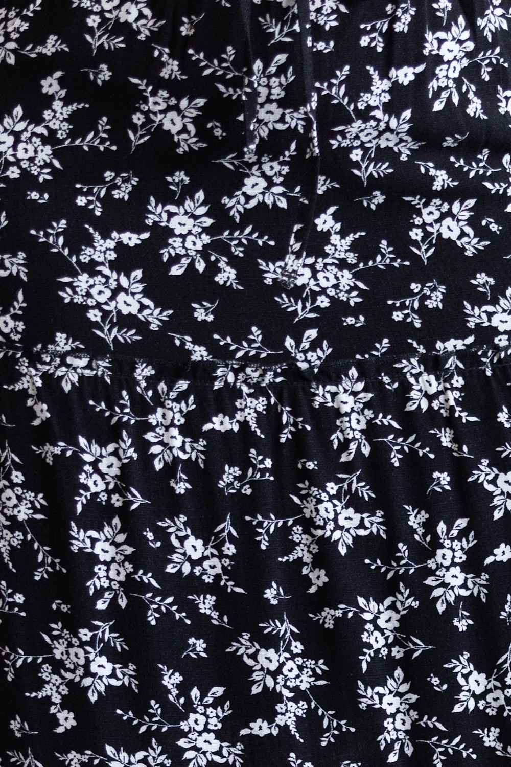 Love Tree Floral Tie Waist Tiered Maxi Skirt for Women in Black | 7346SN-BLACK - Image 4