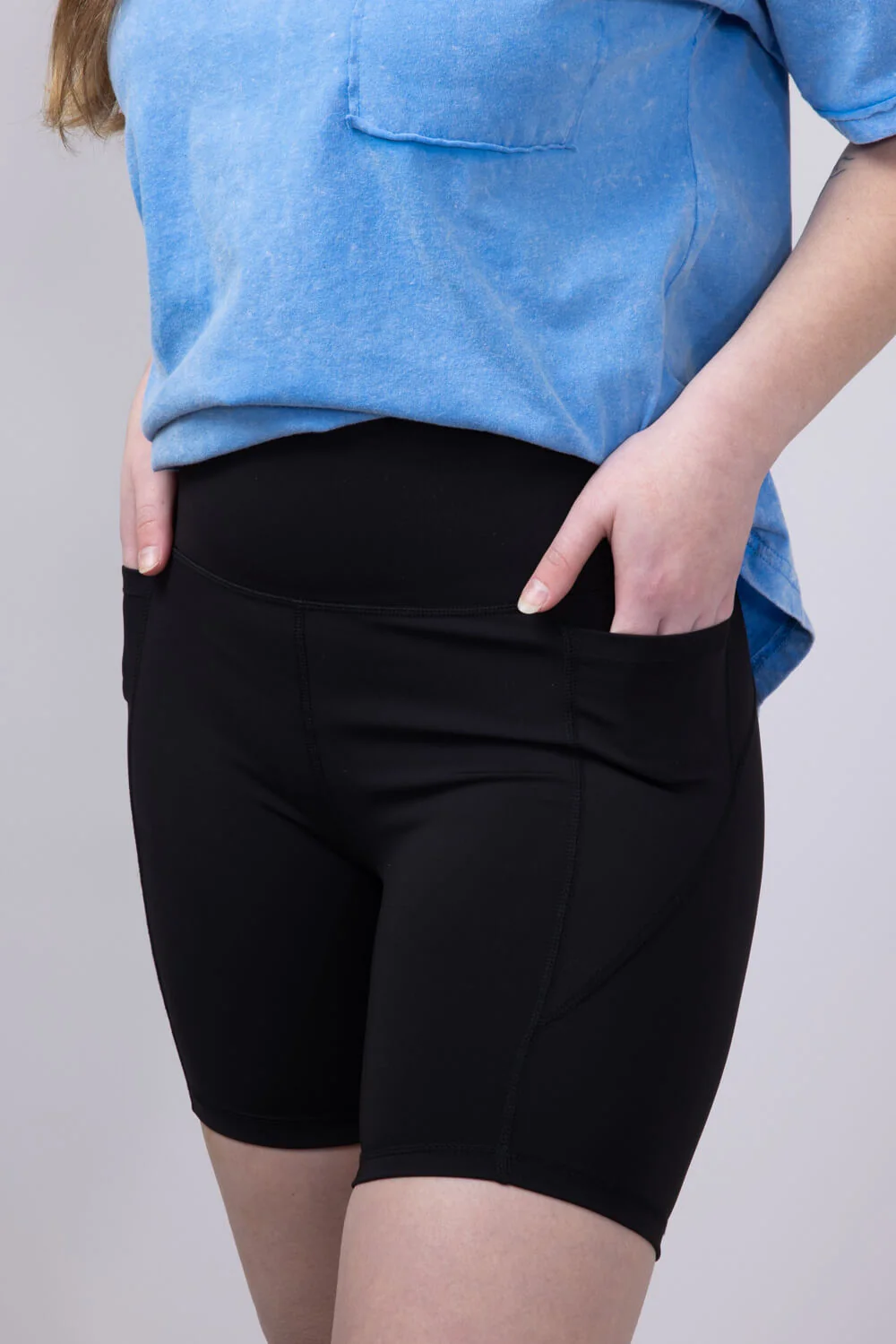 Love Tree Pocket Biker Shorts for Women in Black | 6816PM-BLACK - Image 4