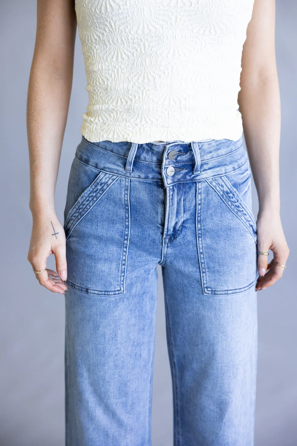 Mica High Rise Patch Pocket Wide Leg Jeans for Women | MDP-W3546 - Image 3