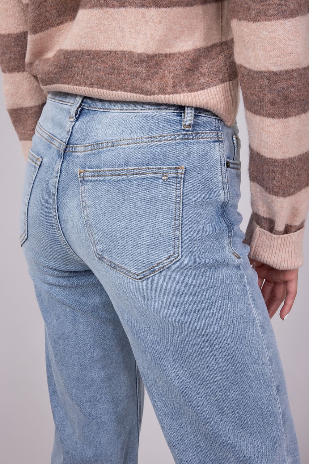 Mica High Rise Wide Leg Raw Hem Jeans for Women | MDP-W3390 - Image 4