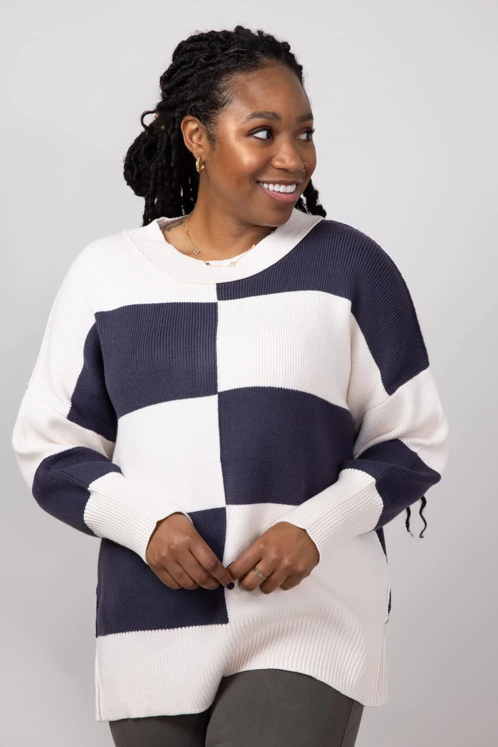 Miracle Colorblock Sweater for Women in Beige/Blue | F200-BEIGEBLUE - Image 4
