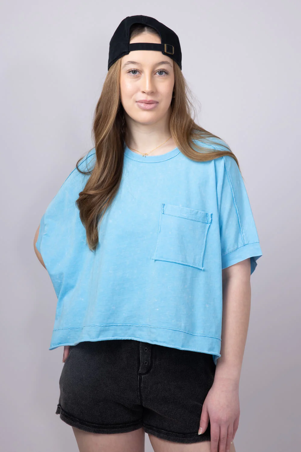 Oversized Cropped Mineral Wash Knit Top for Women - Image 3