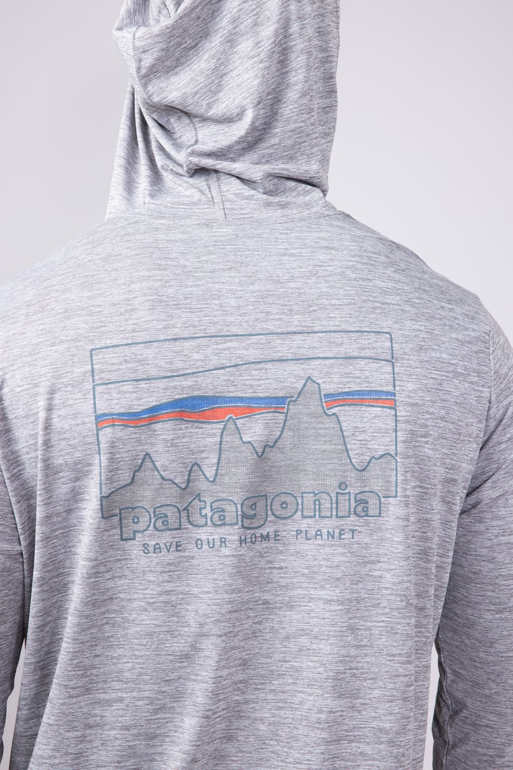 Patagonia Men’s Capeliene Cool Daily Graphic Hooded T-Shirt for Men in Feather Grey | 45325-SKFE - Image 4