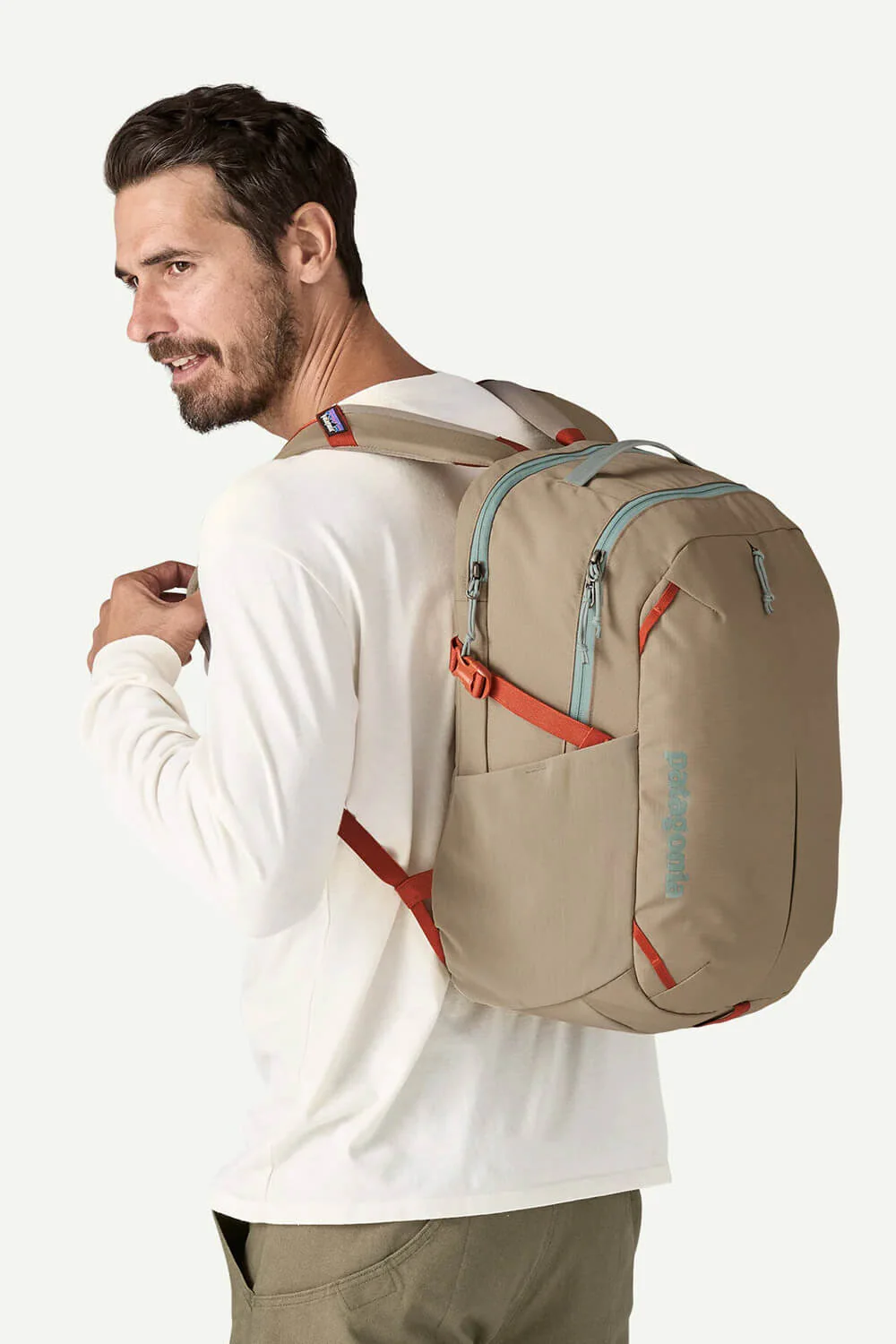 Patagonia Refugio 26 Liter Daypack in Seabird Grey | 47913-SBDY - Image 3