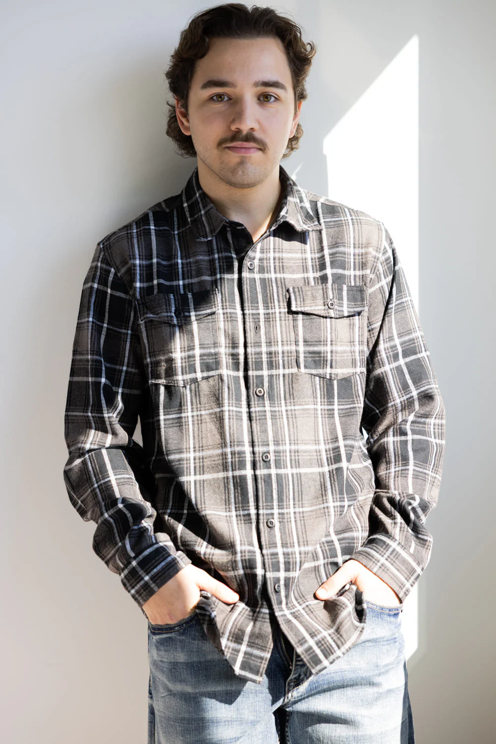Split Plaid Flannel Shirt for Men - Image 3