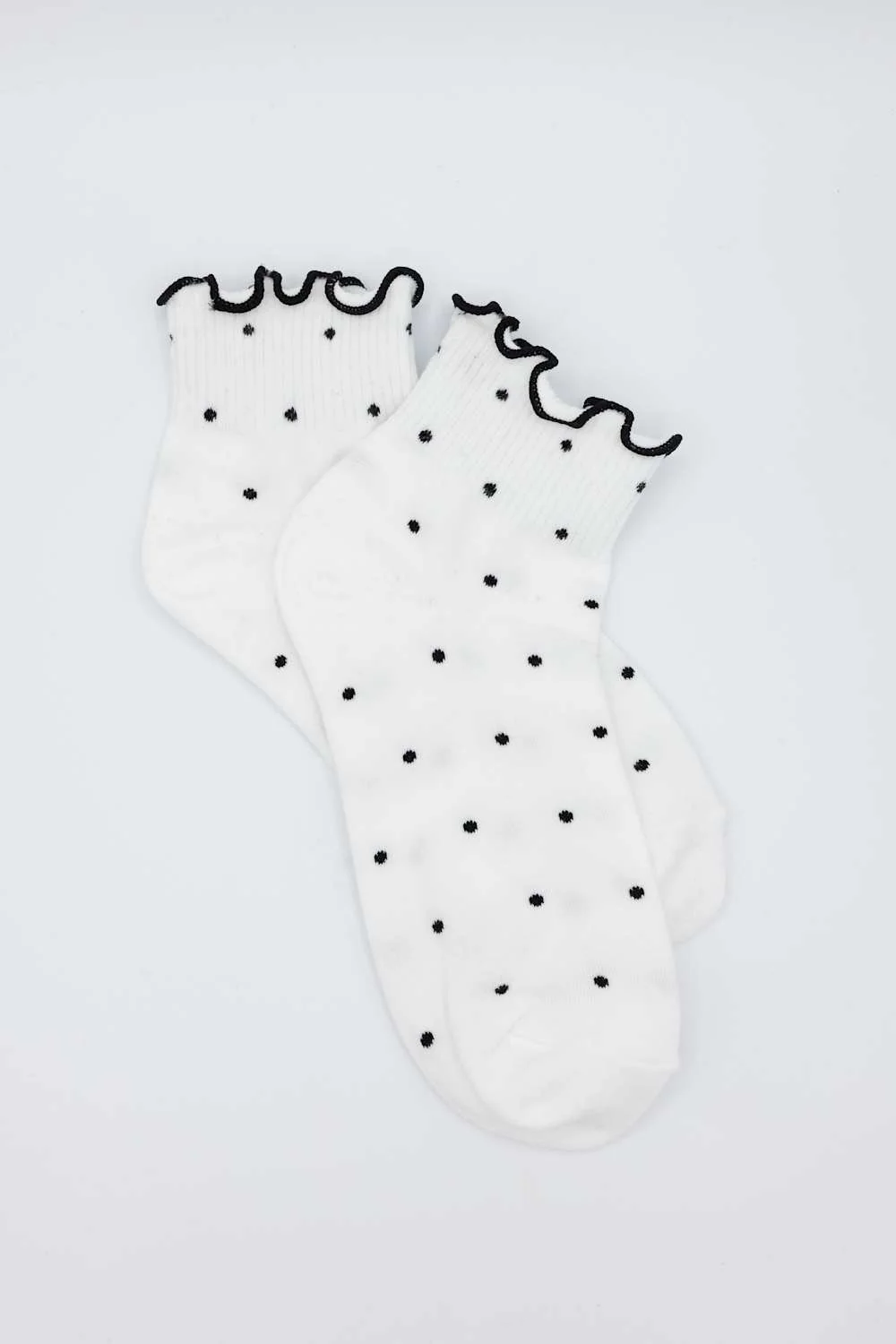 Dainty Polka Dot Ruffle Ankle Socks for Women - Image 3