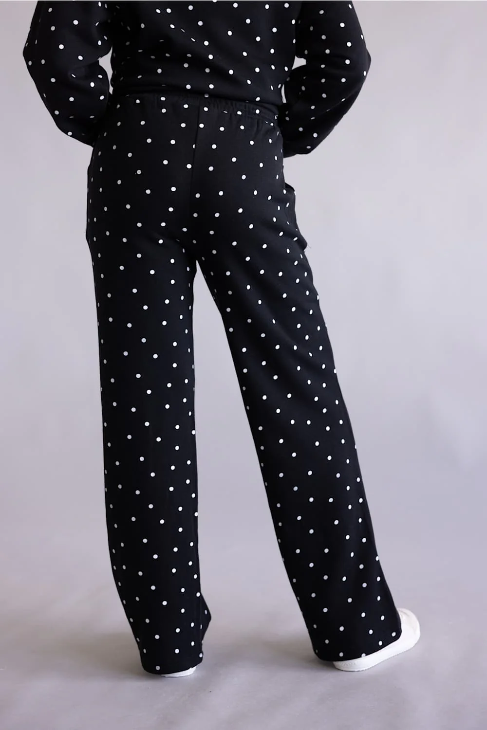 1897 Active Polka Dot Straight Leg Sweatpants for Women in Black/White | GP935-BLACK - Image 3