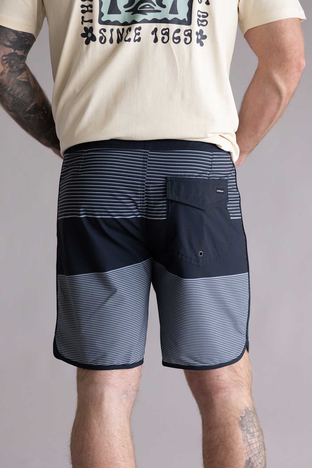 Quiksilver SurfSilk Tijuana 19 Boarshorts for Men in Black | QSM15BS023-BLACK - Image 3