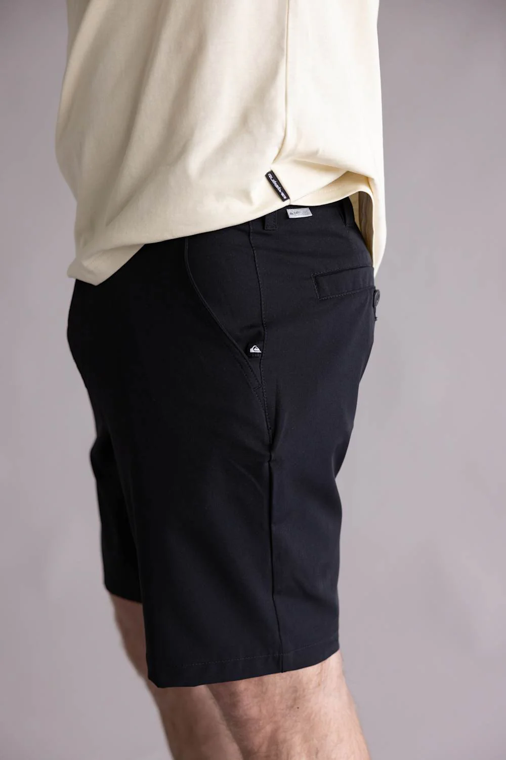Quiksilver Taxer Amphibian 18 Hybrid Shorts for Men in Black | QSM15AM008-BLACK - Image 2