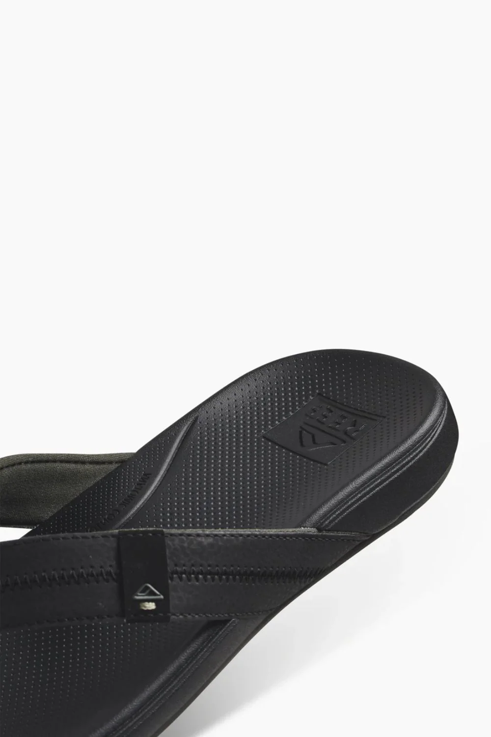 Reef Cushion Phantom 2.0 Sandals for Men in Black | CJ4346 - Image 3