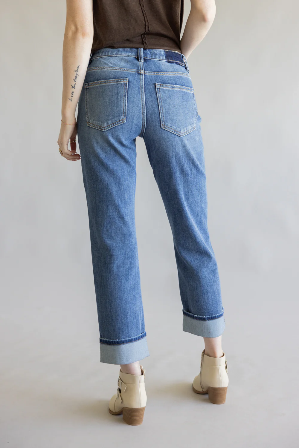 Risen Mid-Rise Relaxed Straight Leg Cuff Jeans for Women | PSC21468-DK - Image 3