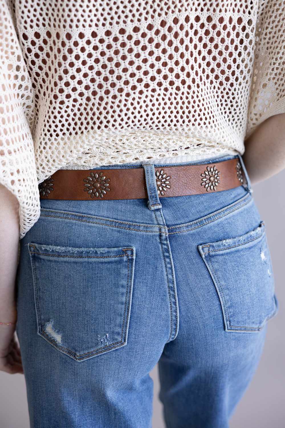 Roman Floral Buckle Belt for Women in Cognac/Silver | IW38069-2T-COGNAC - Image 3