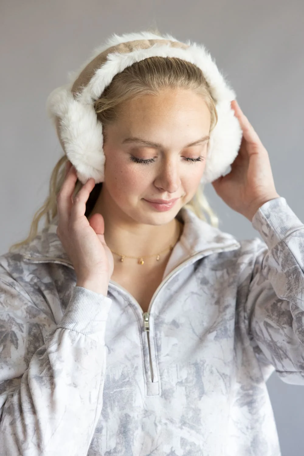 Sherpa Fur Earmuffs for Women in Taupe | YCE420023-TAUPE - Image 5