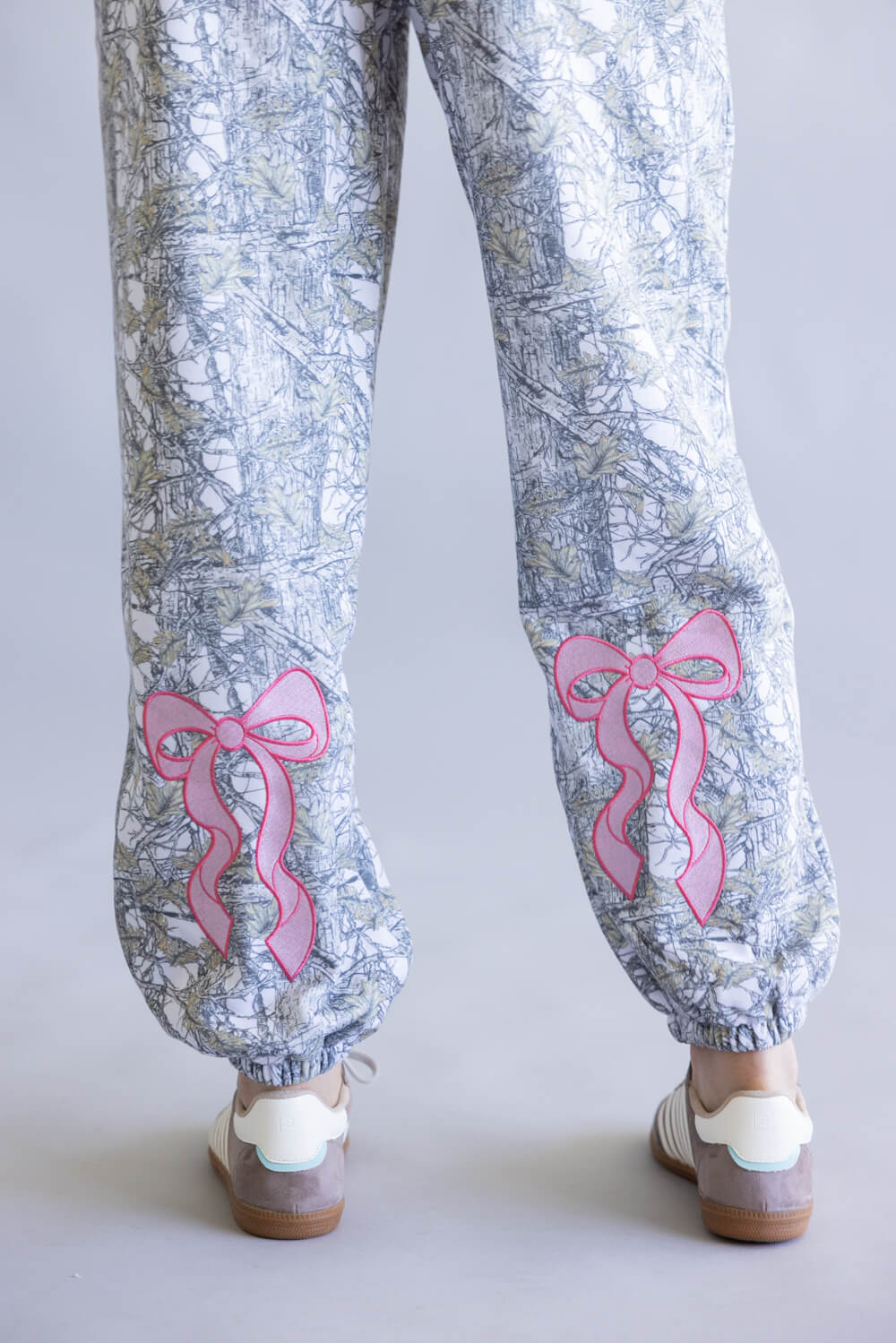 Simply Southern Alice Bow Jogger for Women in Grey Camo | PP-0225-PNT-ALICE-CAMO - Image 4