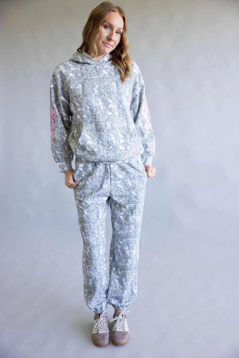Simply Southern Alice Bow Jogger for Women in Grey Camo | PP-0225-PNT-ALICE-CAMO - Image 5