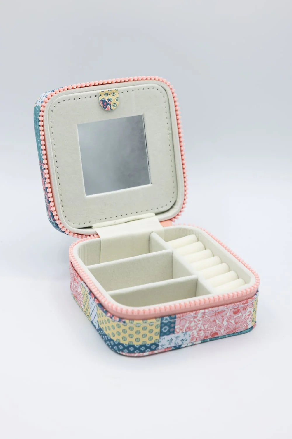 Simply Southern Jewelry Box Case - Image 8