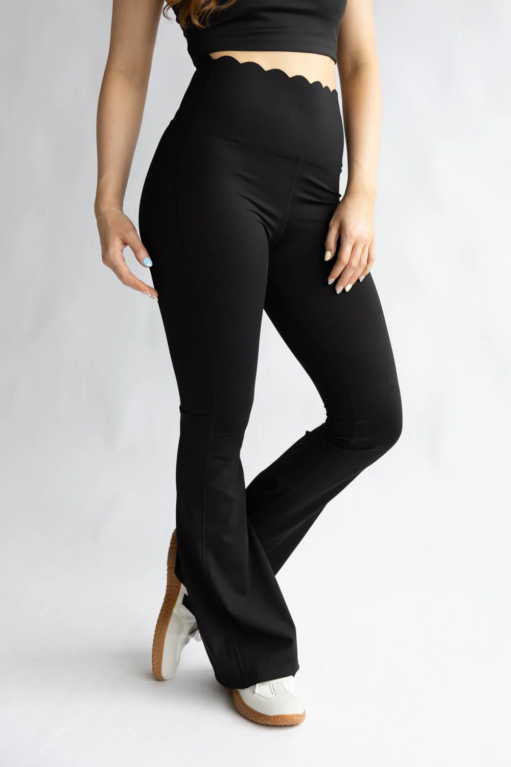 Simply Southern Scalloped Flare Leggings for Women in Black | PP-0126-LEG-SCLP-BLK - Image 5