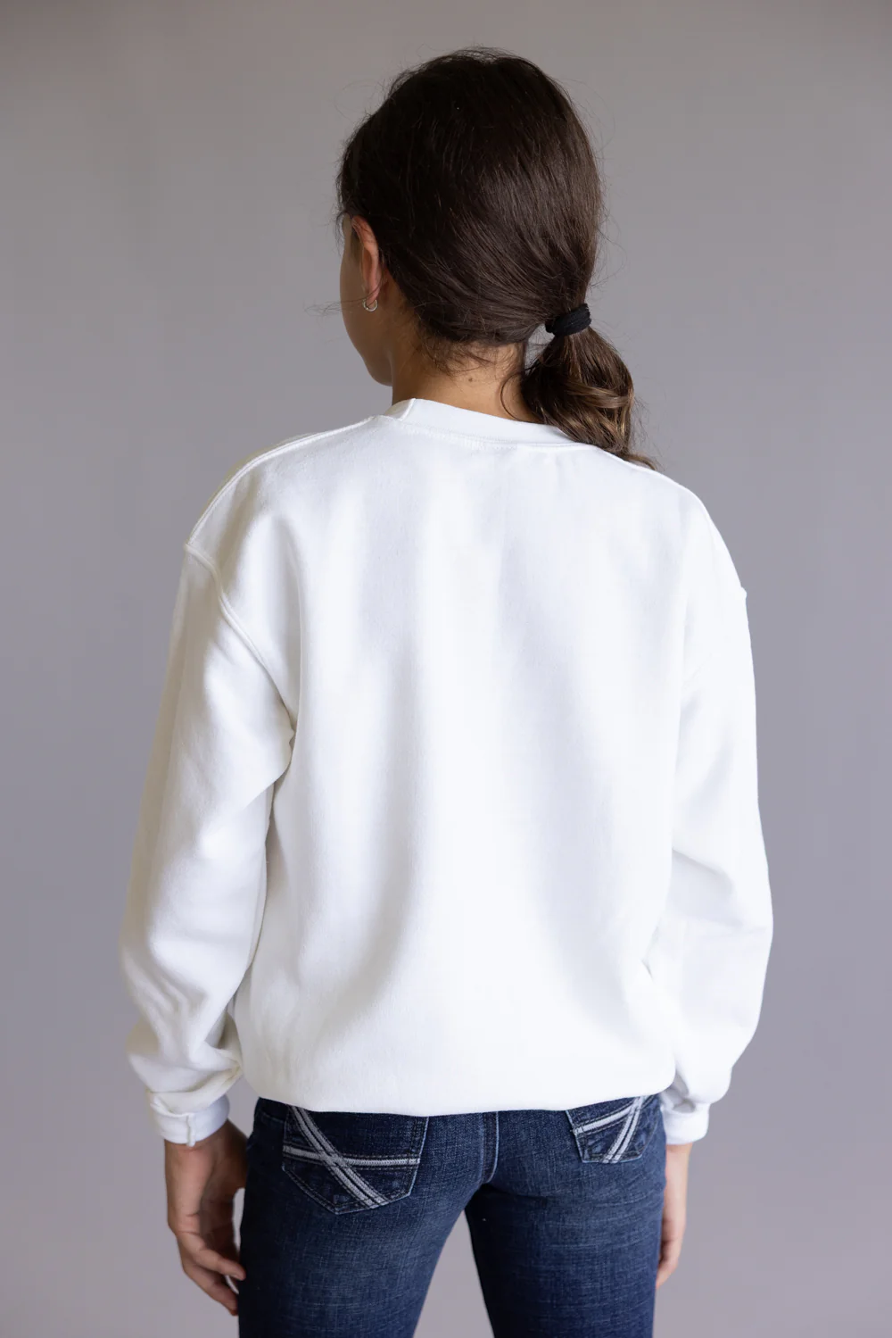 Simply Southern Youth Dilly Dally Goose Crewneck for Girls in White | YTH-CREW-DILLY-WHITE - Image 3