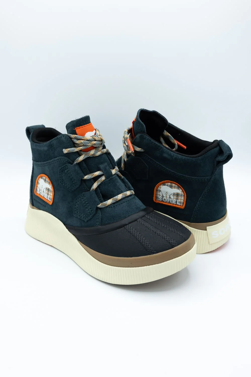 Sorel Out N About IV Classic WP Boots for Women in Night Shadow | 2088161-494 - Image 2