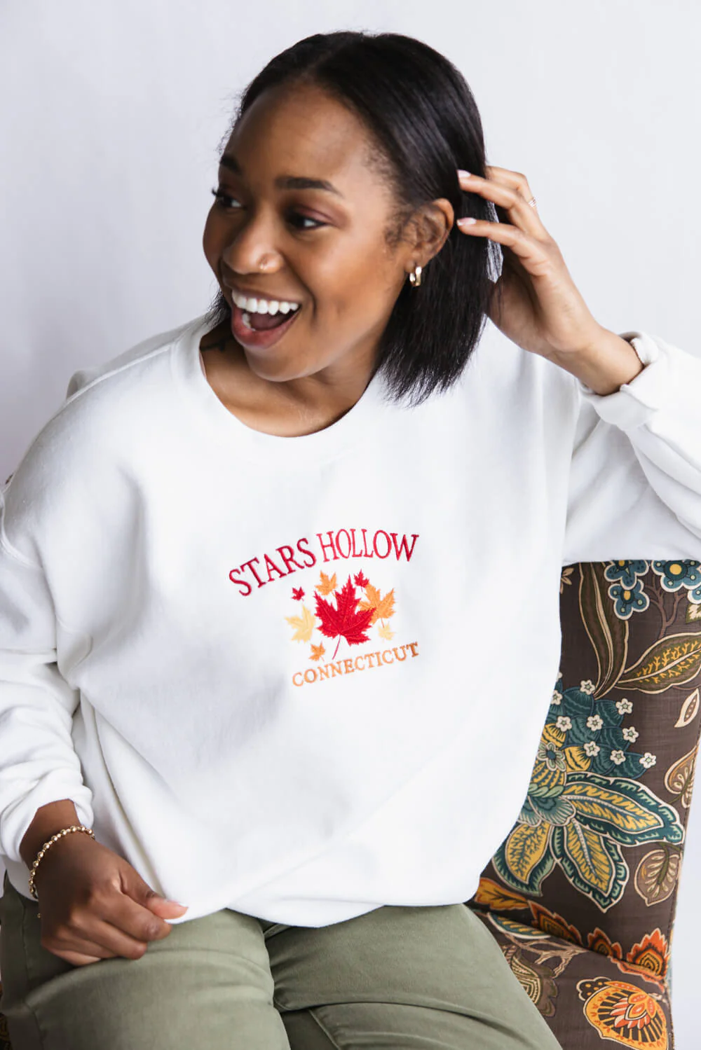 Stars Hollow Embroidered Sweatshirt for Women in Cream | H5962TK-CREAM - Image 2