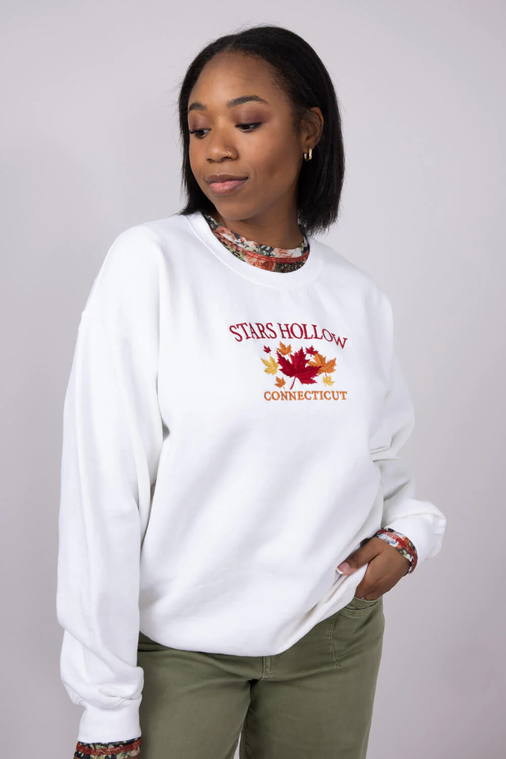 Stars Hollow Embroidered Sweatshirt for Women in Cream | H5962TK-CREAM - Image 5