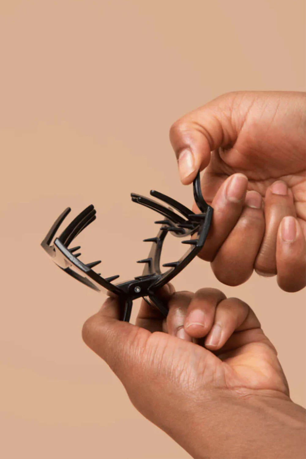 Teleties Large Open Claw Hair Clip in Tortoise Brown | TT-CL02-001 - Image 5