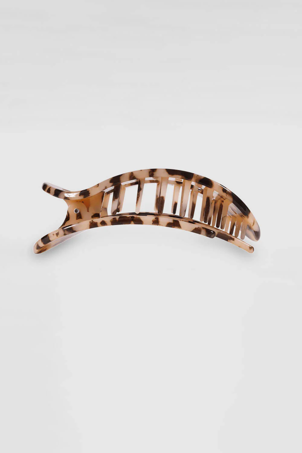 Teleties Medium Flat Round Hair Clip in Blonde Tortoise | TT-FCM01-023 - Image 4