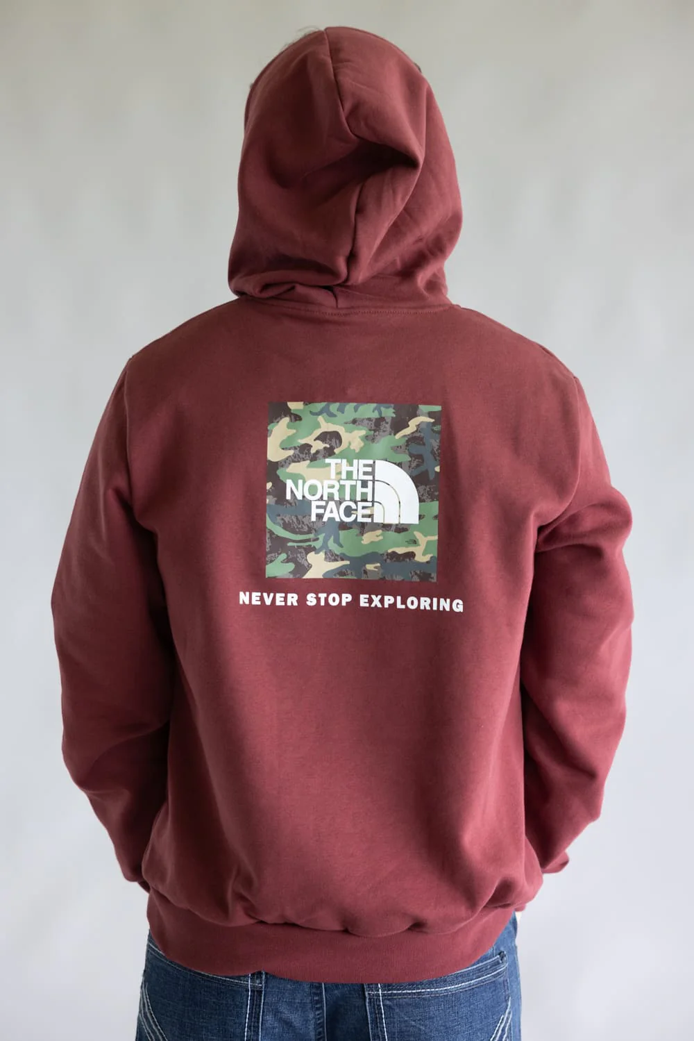 The North Face Camo Box Logo Hoodie for Men in Sumac Red | NF0A8FN1-0VO - Image 3