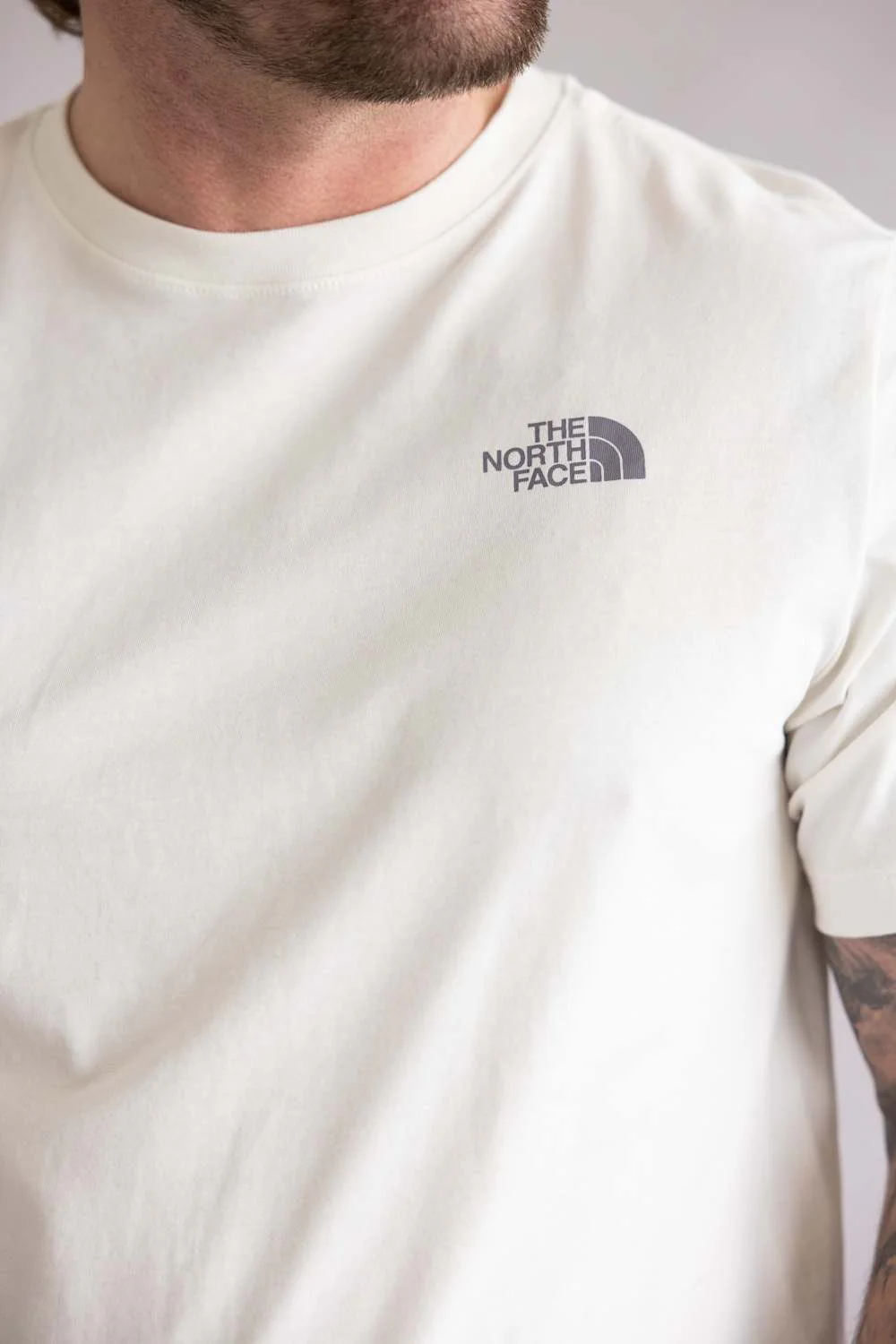 The North Face Escape The City Tee for Men in White Dune | NF0A8GMK-QLI WHITE - Image 4