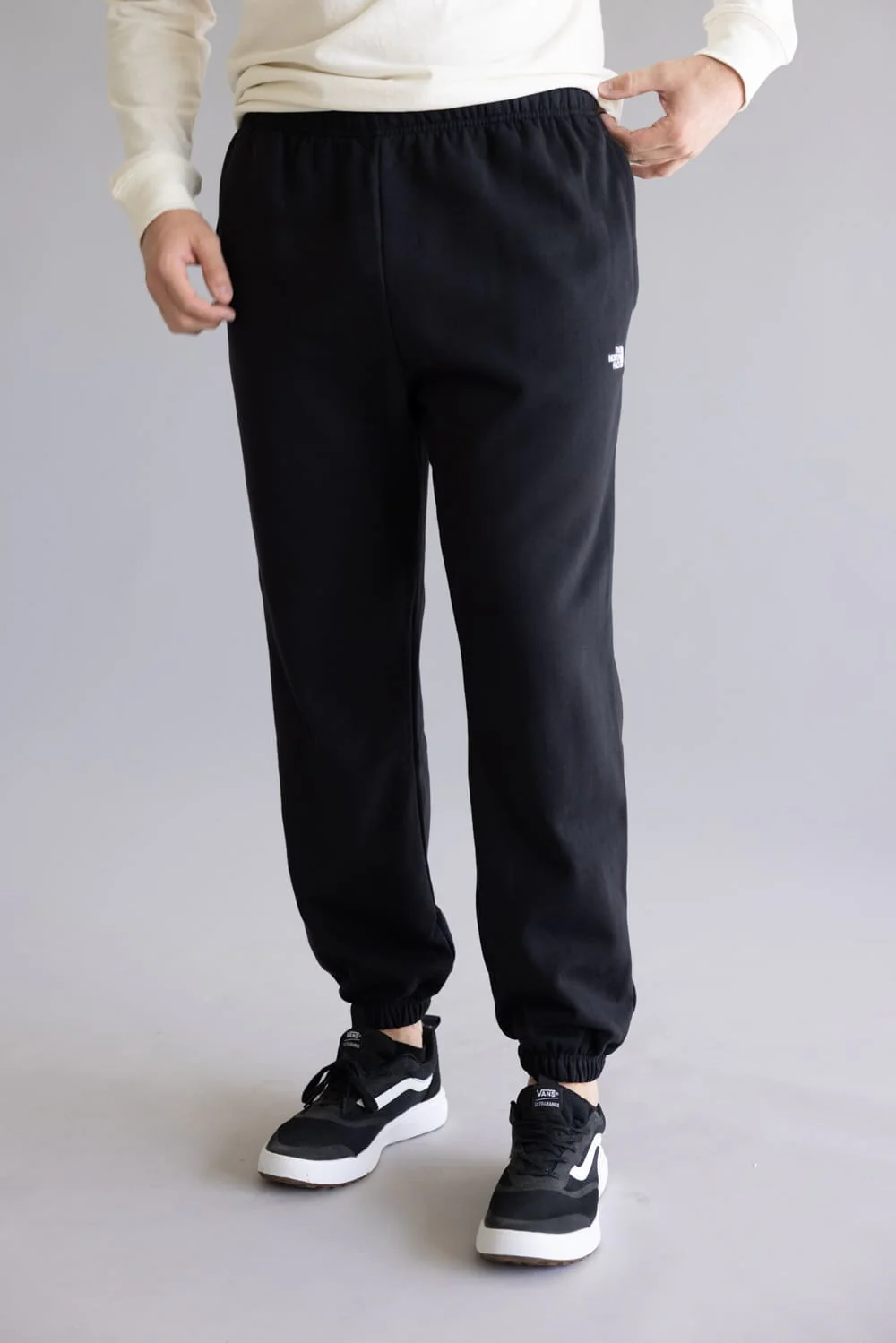 The North Face Evolution Simple Dome Pants for Men in Black | NF0A8CWU-JK3 - Image 4
