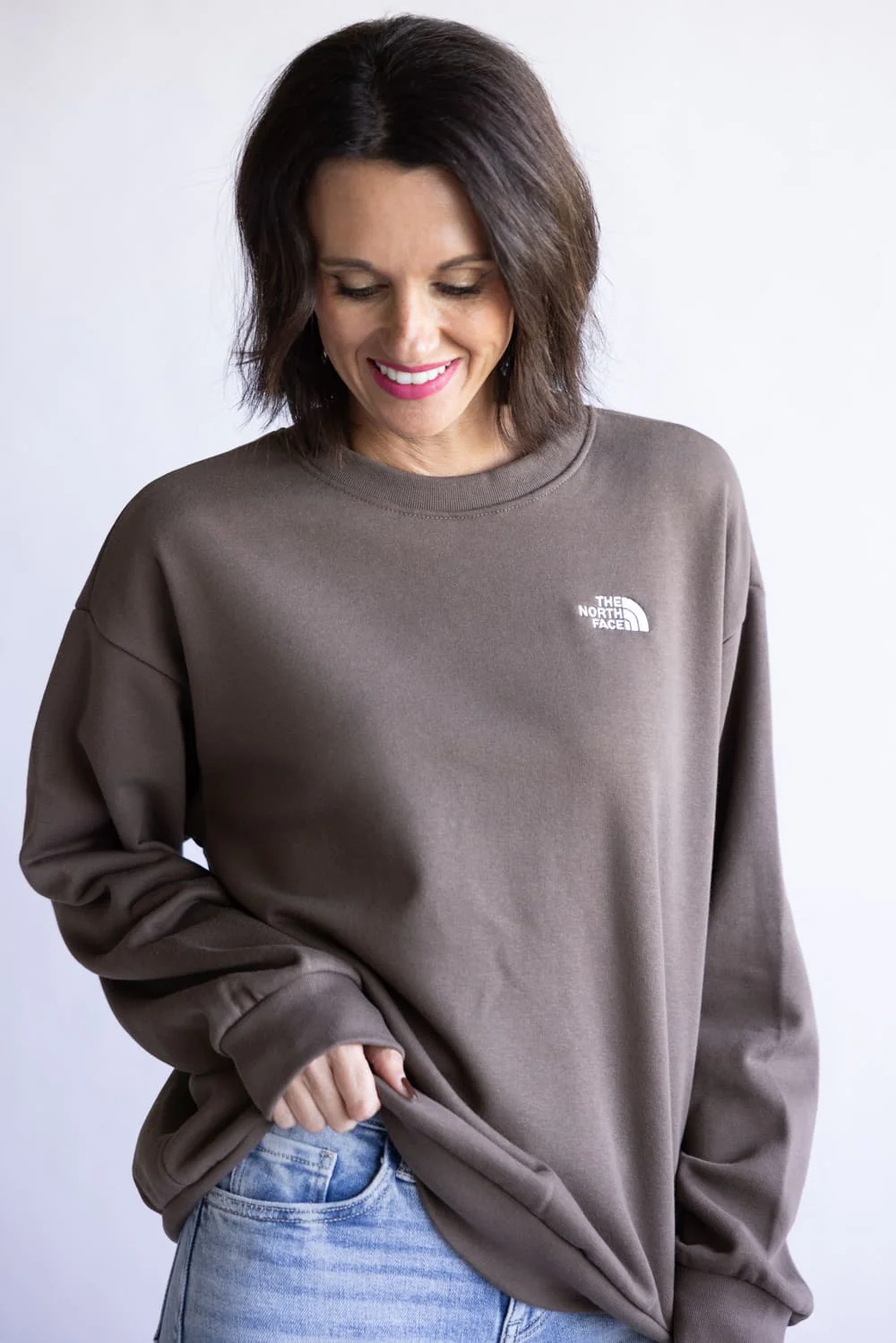 The North Face Oversized Simple Dome Fleece Sweatshirt for Women - Image 2