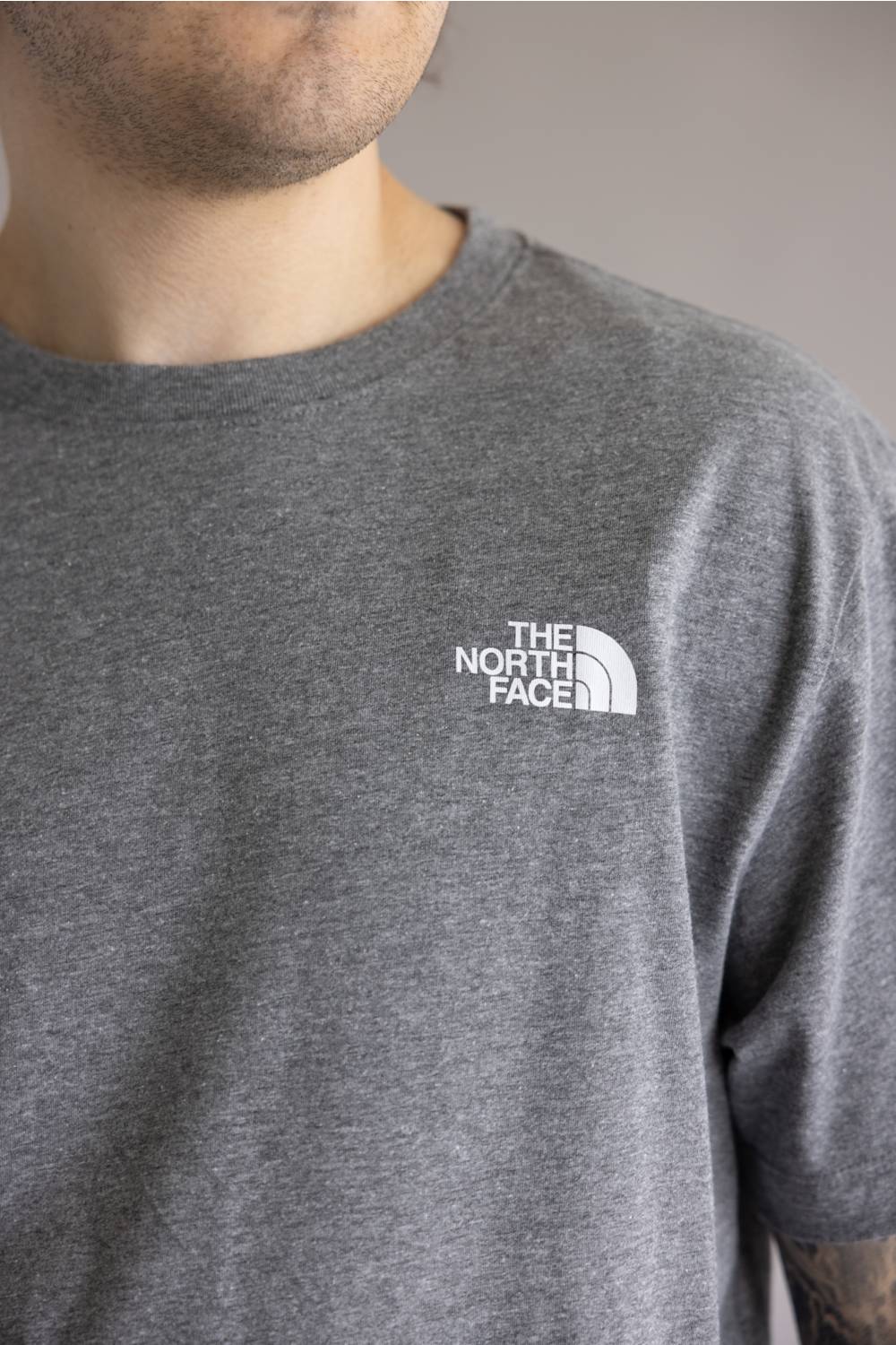 The North Face Sunlit Summit Tee for Men in Gray | NF0A8GS8-CQI GRAY - Image 5