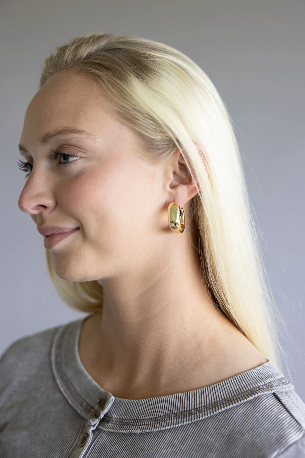 Thick Rectangle Hoop Earrings for Women in Gold | SJE310727GLD - Image 2