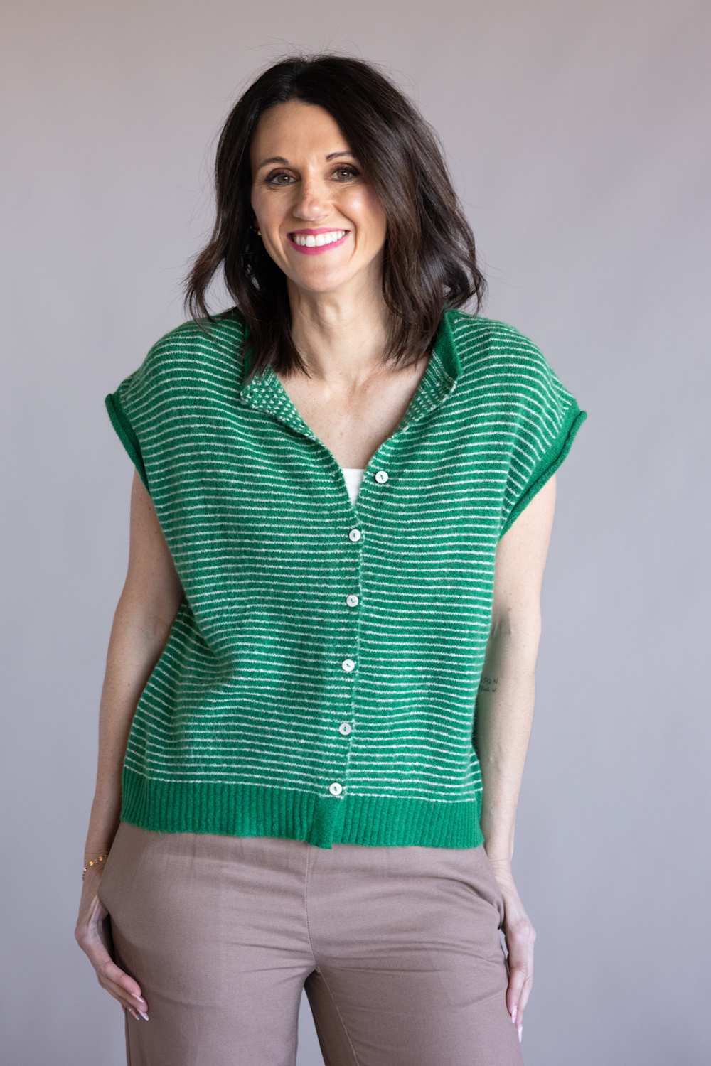 Things Between Piper Vest for Women in Kelly Green | TBW13703-KGRN - Image 4