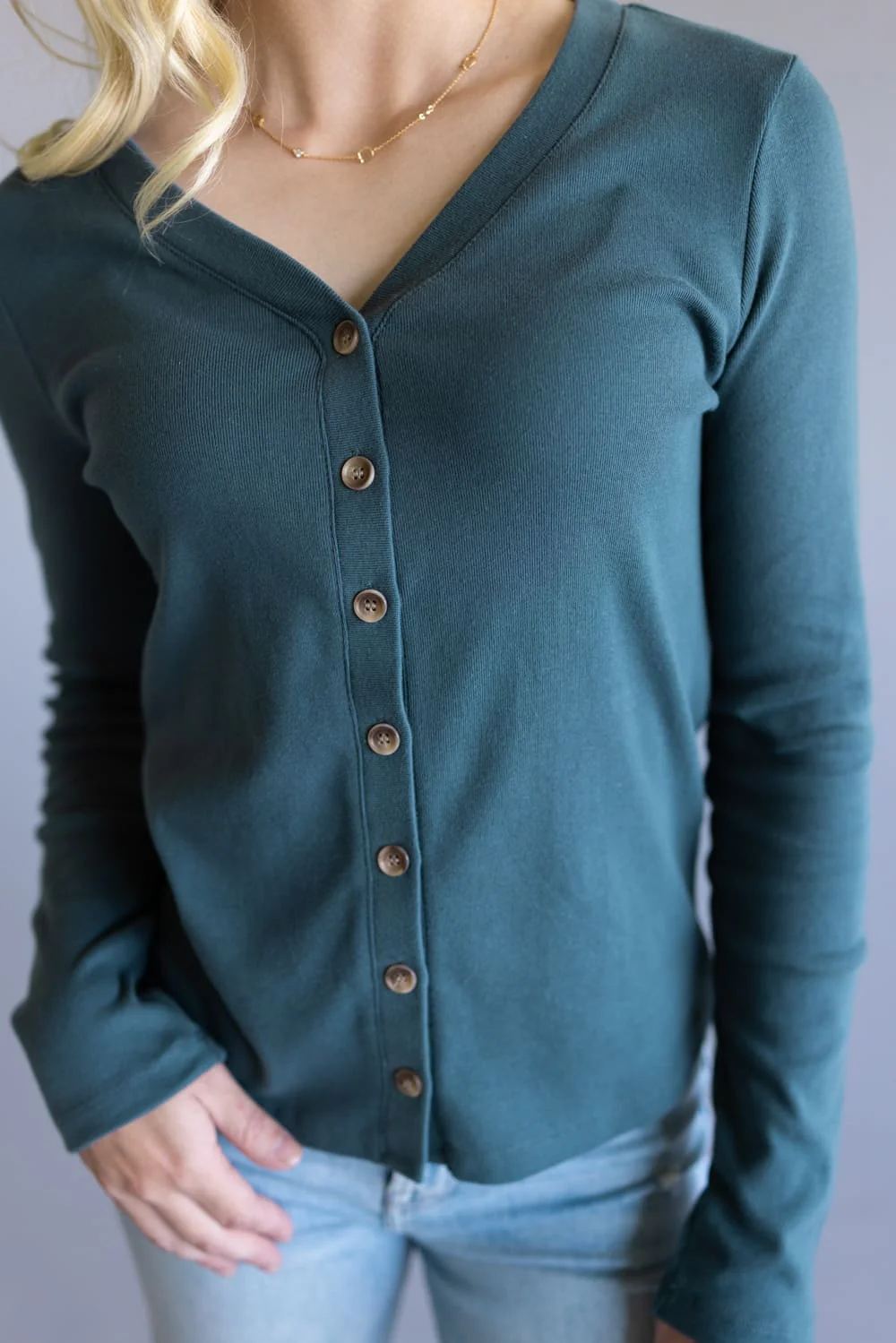 Thread & Supply Abby Shirt for Women in Dark Spruce | T4468SFRTS-DARKSPRUCE - Image 3