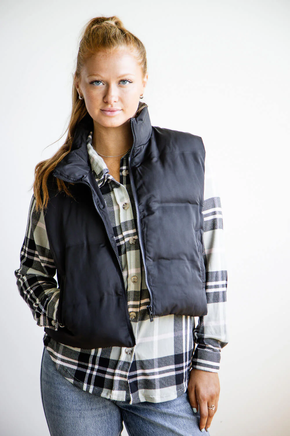 Thread & Supply Issey Cropped Puffer Vest for Women - Image 2
