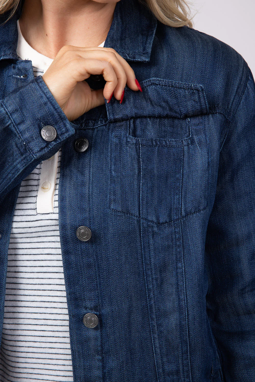 Thread & Supply Jackie Denim Jacket for Women in Dark Wash | J4837LZTTS-INKWASH - Image 3