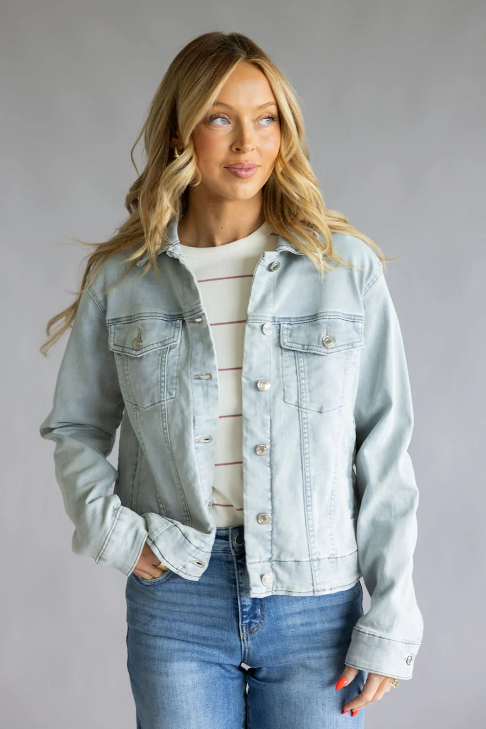 Thread & Supply Tyler Jacket for Women in Light Wash | J2316DEKTS-AIRBLUEWASH - Image 5
