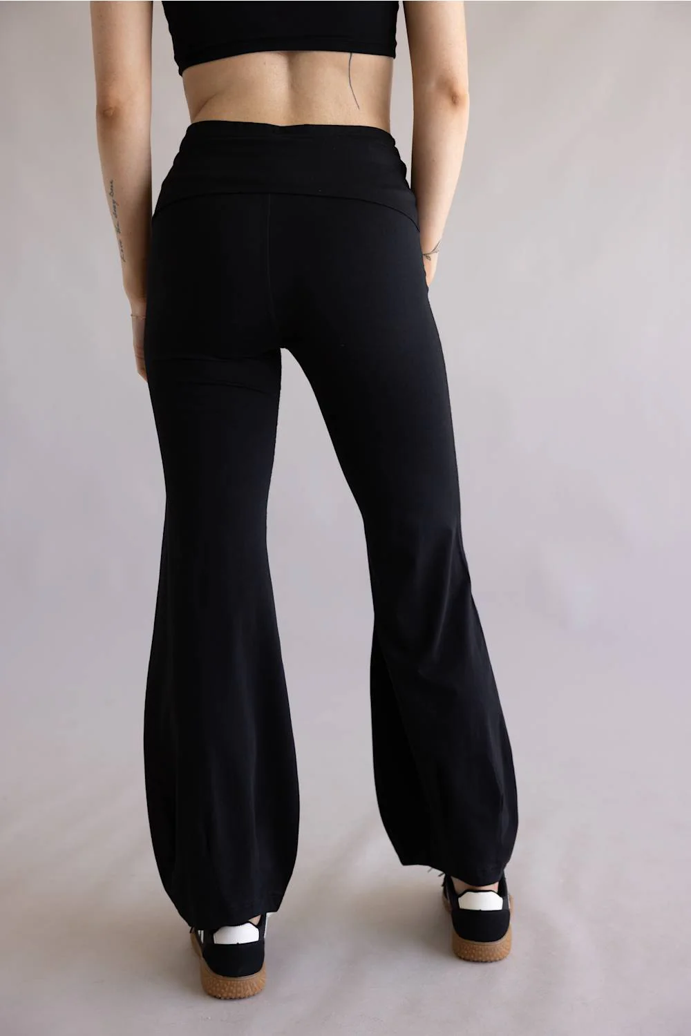 Tie Waist Bubble Flare Leggings for Women in Black | P6437-BLACK - Image 3