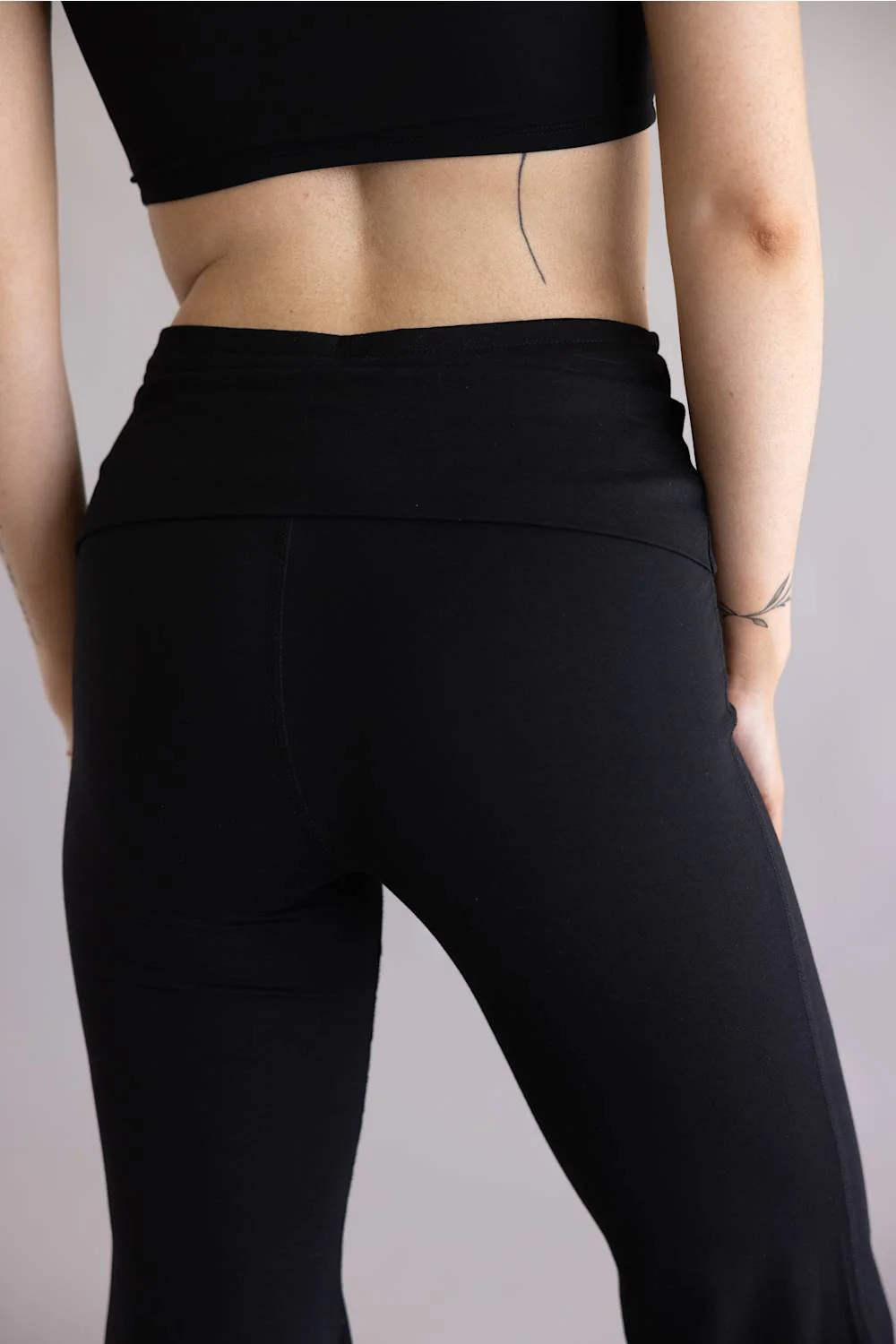 Tie Waist Bubble Flare Leggings for Women in Black | P6437-BLACK - Image 4