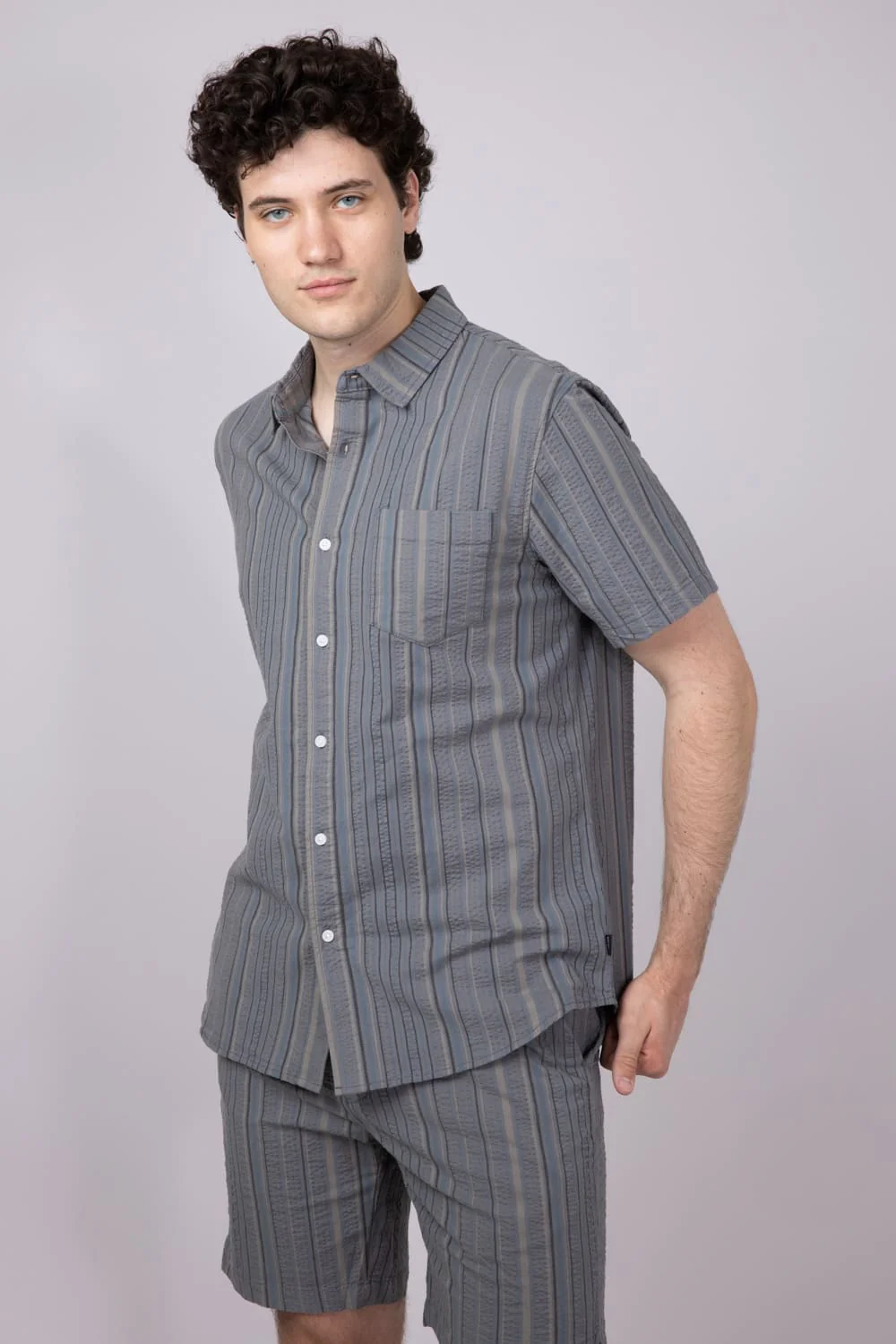 Union Paloma Seersucker 8” Shorts for Men in Grey | H181X2T-GREYGOOSE - Image 3
