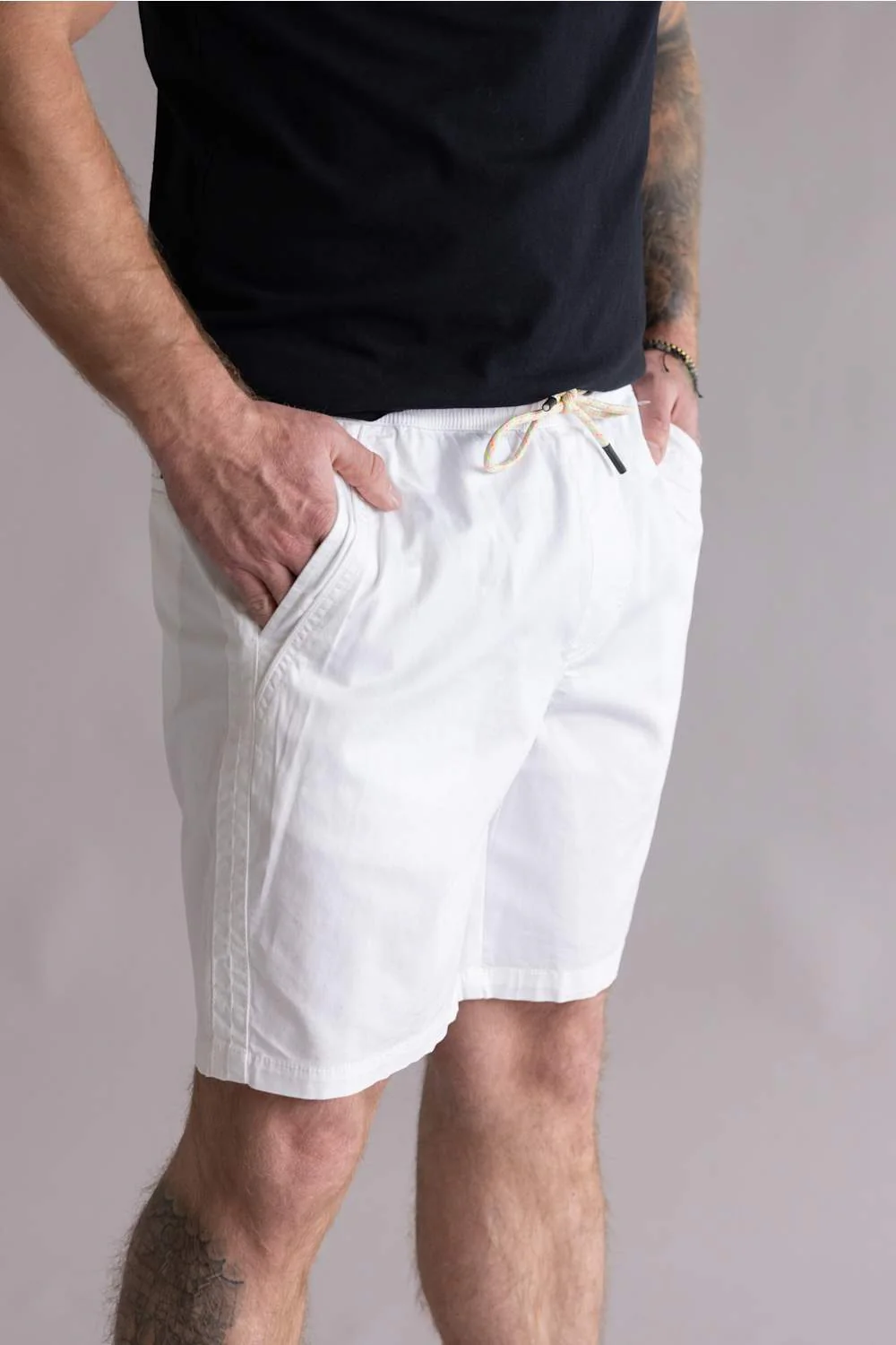 Union Sunsational 8” Shorts for Men in White | H18OUYD-WHITE - Image 4