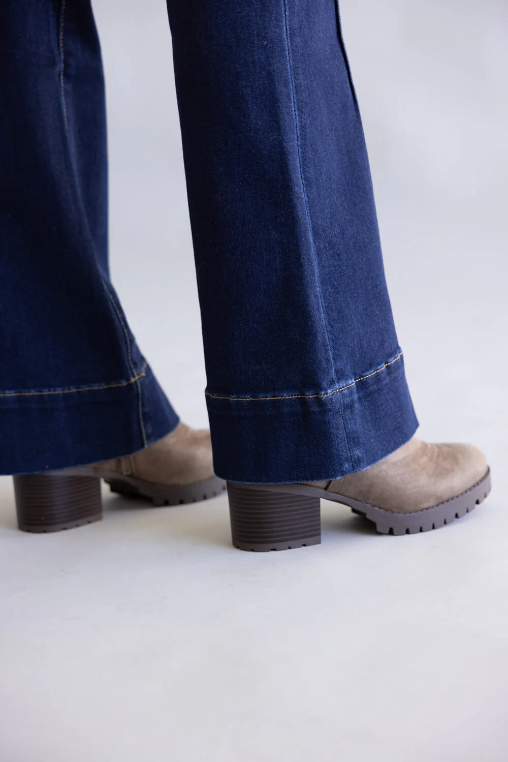 Vervet High Rise Dark Wash Center Hem Bootcut Jeans for Women | T6978 - Image 4