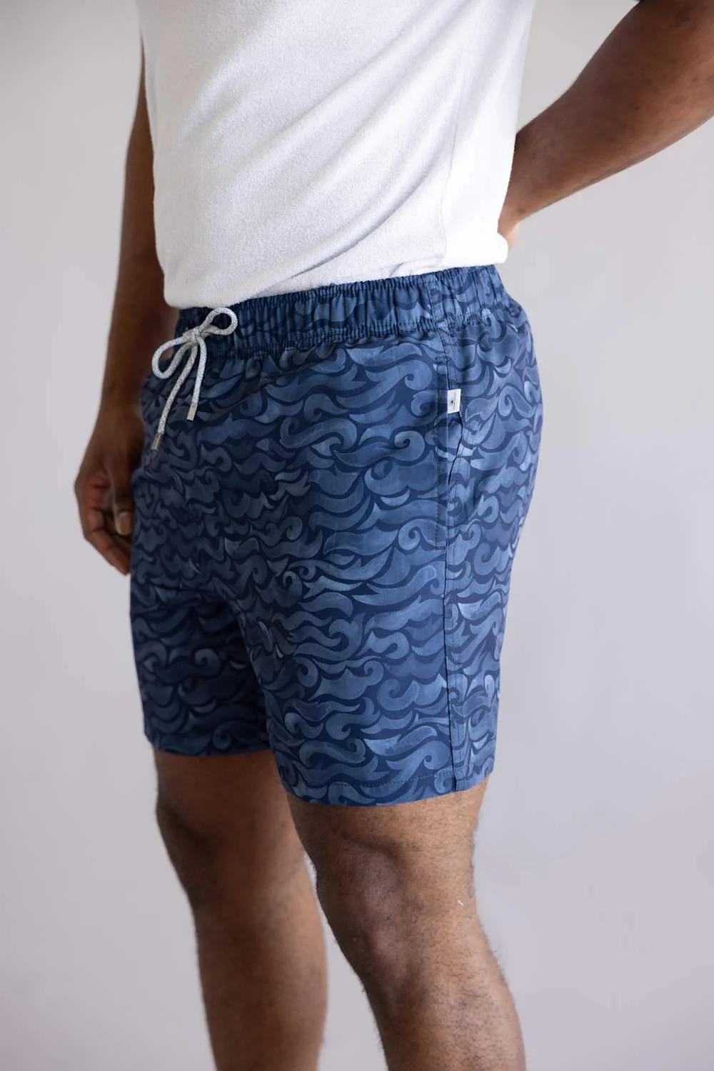 Vintage Summer 4 Way Stretch Volley Shorts for Men in Navy Waves | V70960 NAVY WAVES - Image 3