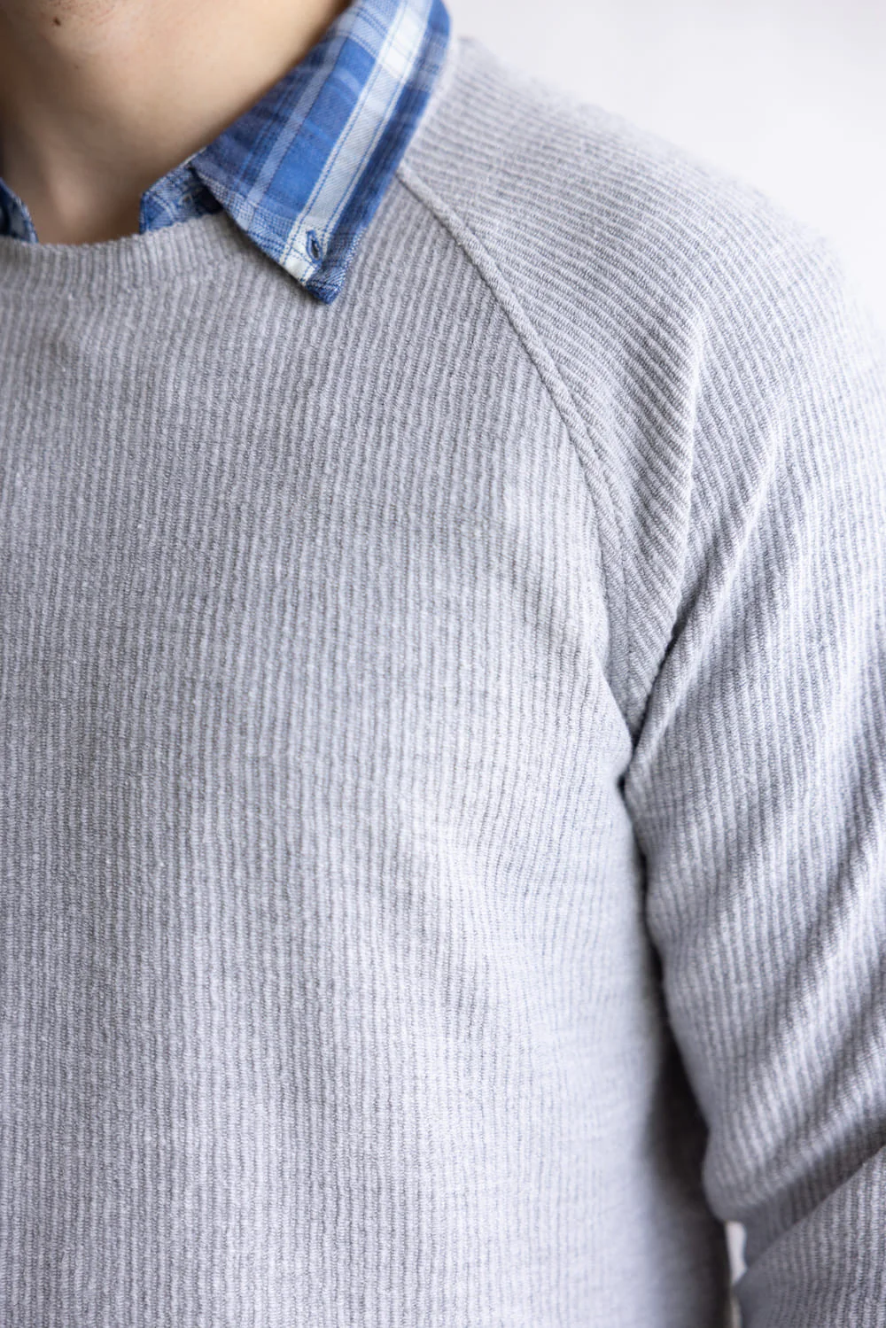 Weatherproof Vintage Ribbed Raglan Sweater for Men in Heather Grey | F2521714GK-HEATHERGRY - Image 3