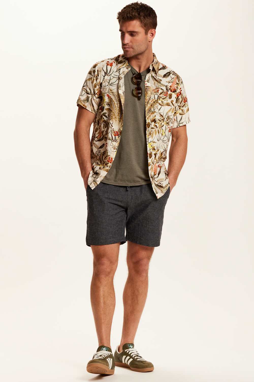 Weatherproof Vintage Camp Collar Printed Shirt for Men in Wheat | S2684586GK-WHEAT - Image 2