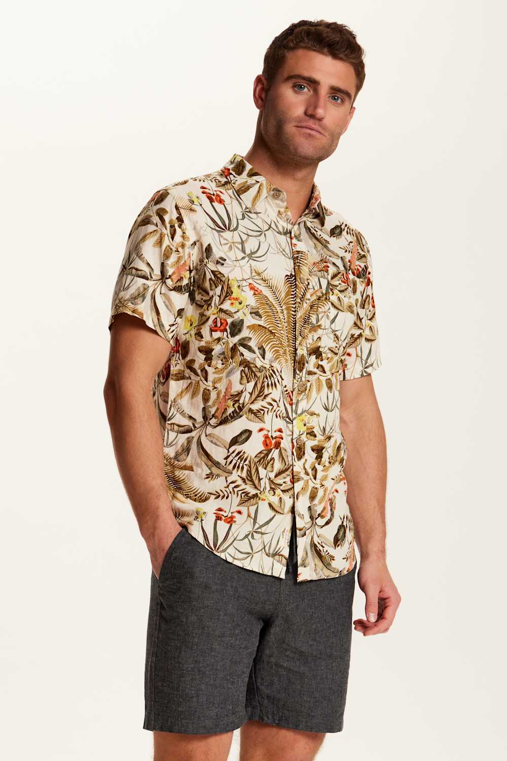 Weatherproof Vintage Camp Collar Printed Shirt for Men in Wheat | S2684586GK-WHEAT - Image 3