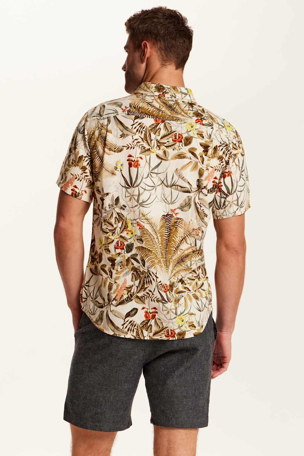 Weatherproof Vintage Camp Collar Printed Shirt for Men in Wheat | S2684586GK-WHEAT - Image 5