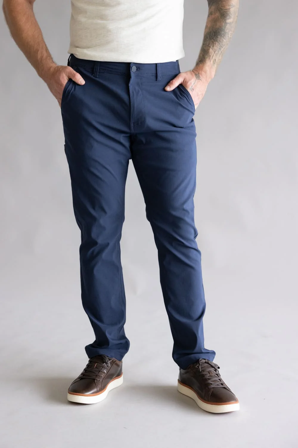 Weatherproof Vintage Faille Utility Pants for Men - Image 3