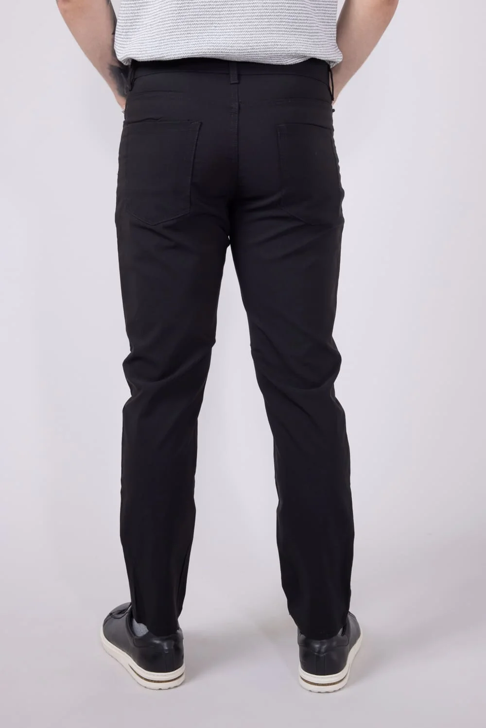 Weatherproof Vintage Momentum 5 Pocket Pants for Men in Black | W4S901-004 BLACK - Image 4